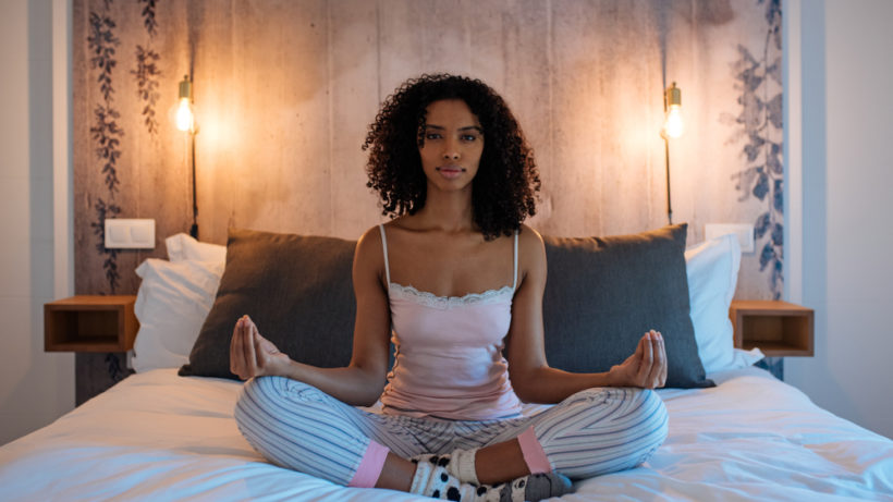 Meditação ajuda a relaxar e dormir melhor