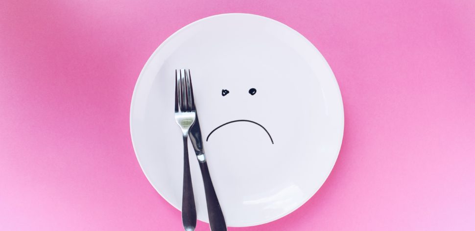 Fuja do low carb: dieta pode causar danos à saúde