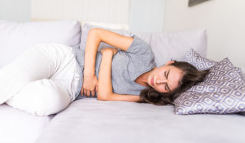 Úlceras no estômago: sintomas, causas e tratamento