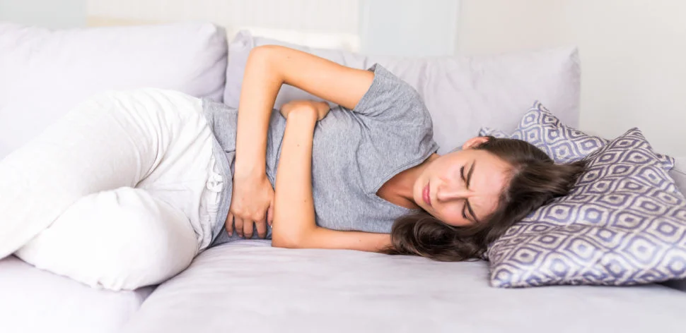 Úlceras no estômago: sintomas, causas e tratamento