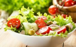 Salada nutritiva e deliciosa: conheça as diferentes opções