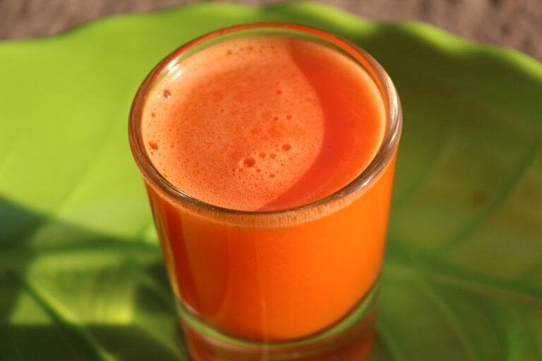 benefícios-suco-de-cenoura