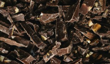 Por que o chocolate amargo da mais saciedade? Veja benefícios