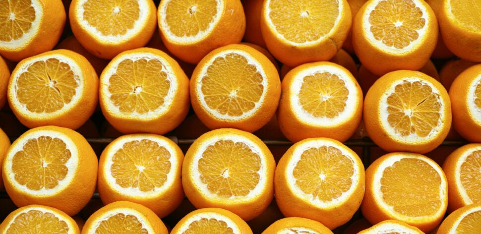 Como a laranja pode ajudar a combater doenças? Entenda