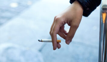 Parar de fumar: qual é a idade ideal? Estudo faz revelação