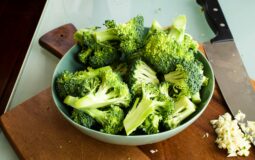 Qual é o melhor jeito de preparar brócolis?