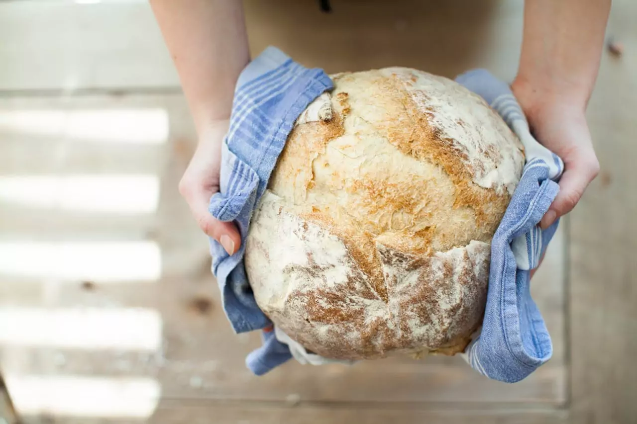 Pão de fermentação natural é saudável? Descubra os benefícios