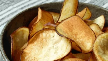 Chips de batata-doce na AirFyer; veja benefícios e receita