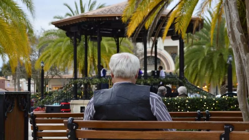 Mudanças na fala podem revelar sinais precoces de Alzheimer, diz estudo