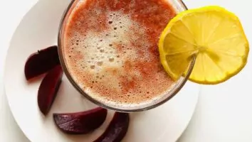 Suco de beterraba: quais são seus benefícios e quem deve evitar