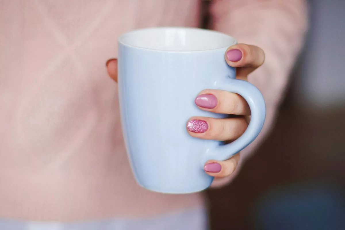 Chá de gengibre tem nutrientes que ajudam a fortalecer o corpo de forma natural | Imagem: Pexels