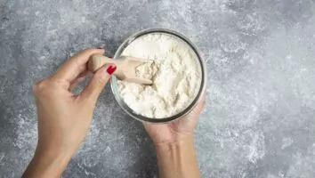 Creatina em goma ou creatina em pó: o que cada produto entrega